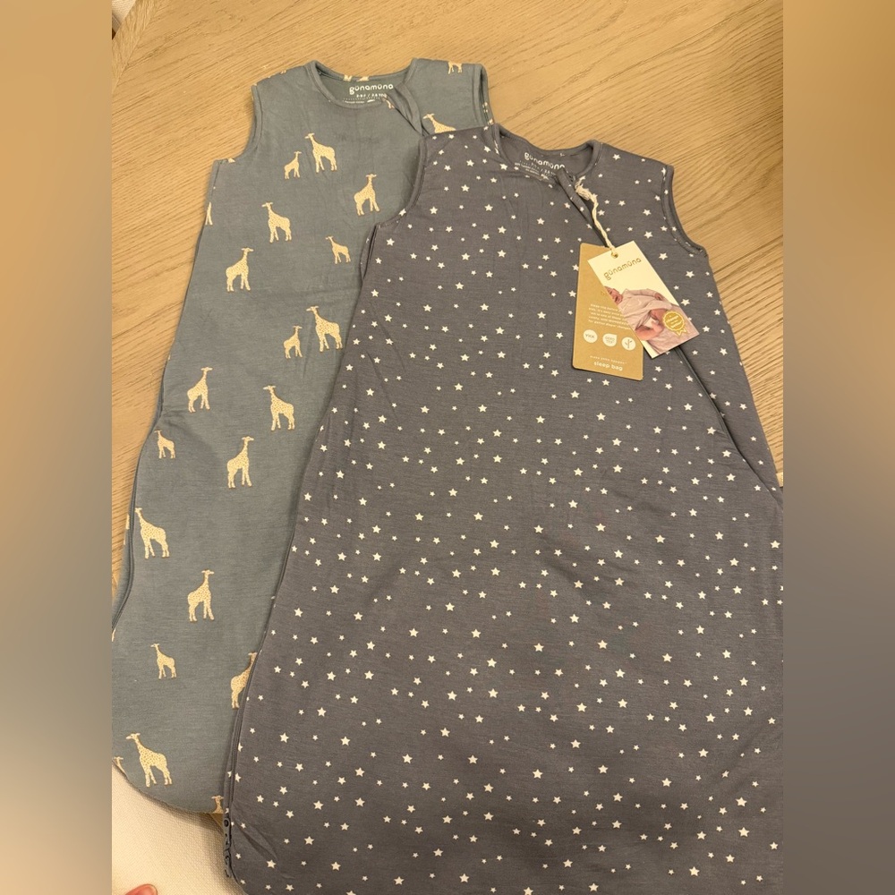 Gunamuna Gray Star and Giraffe Print Baby Sleep Sacks
